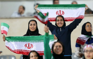 Video: ¡Presencia la Evolución Imparable de las Mujeres Iranianas en el Deporte: Antes y Después de la Revolución!